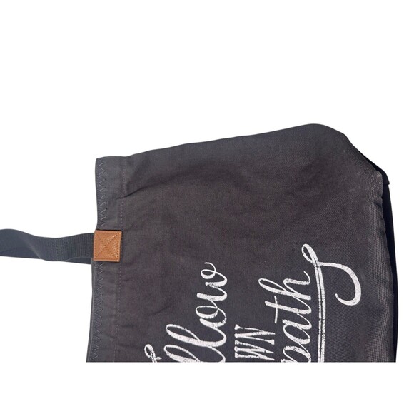 Thirty-One 31 Wander Tote Follow Your Own Path Gray Retired- Fast Shipping - Picture 6 of 16